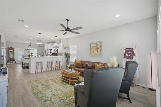 1934 Justify Dr, Corpus Christi, TX 78417