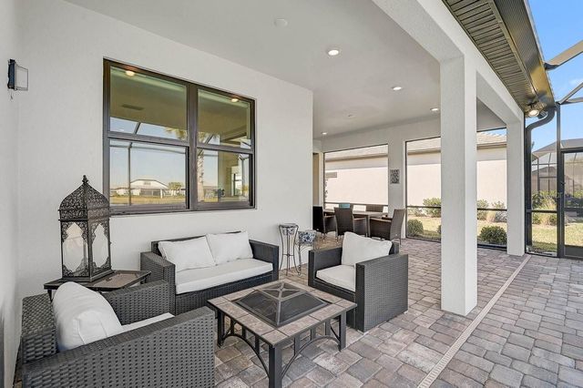 7710 SUMMERLAND COVE, Bradenton, FL 34202