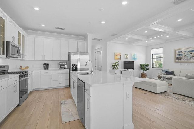 7710 SUMMERLAND COVE, Bradenton, FL 34202