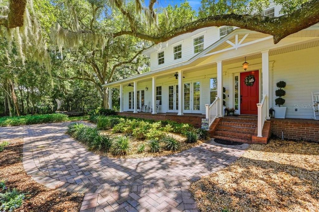 Image 1 of property listing at 1645 CRUMP ROAD, Winter Haven, FL 33881
