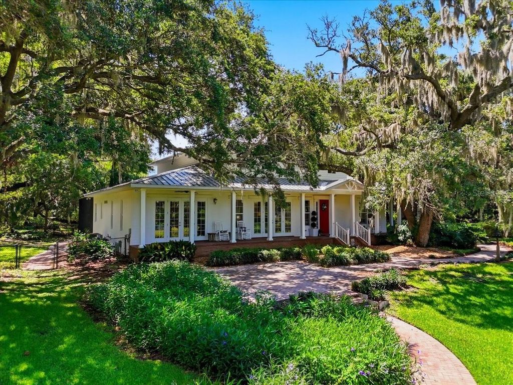 Image 2 of property listing at 1645 CRUMP ROAD, Winter Haven, FL 33881
