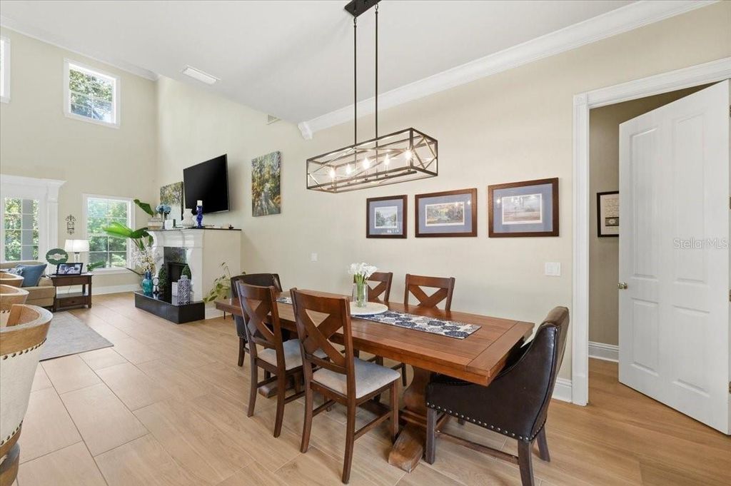 Image 12 of property listing at 1645 CRUMP ROAD, Winter Haven, FL 33881