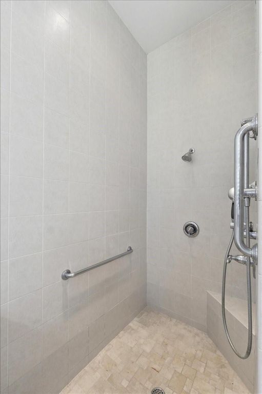 Image 28 of property listing at 1645 CRUMP ROAD, Winter Haven, FL 33881