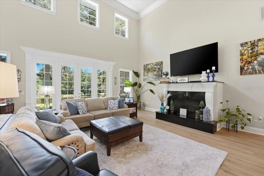 Image 9 of property listing at 1645 CRUMP ROAD, Winter Haven, FL 33881