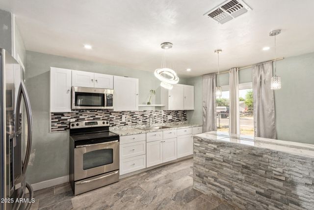 1607 S 6TH Street, Phoenix, AZ 85004