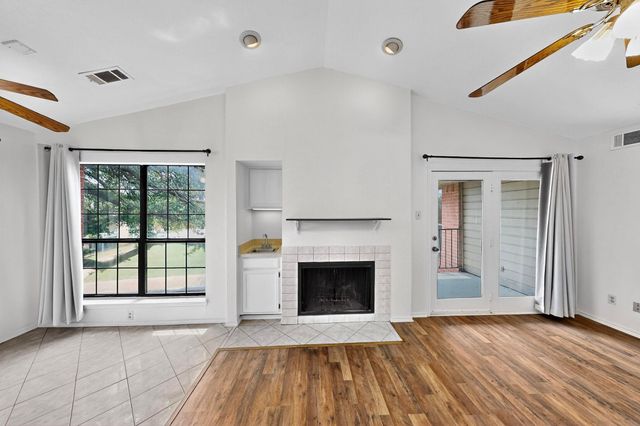5909 Lake Hubbard Parkway 215, Garland, TX 75043