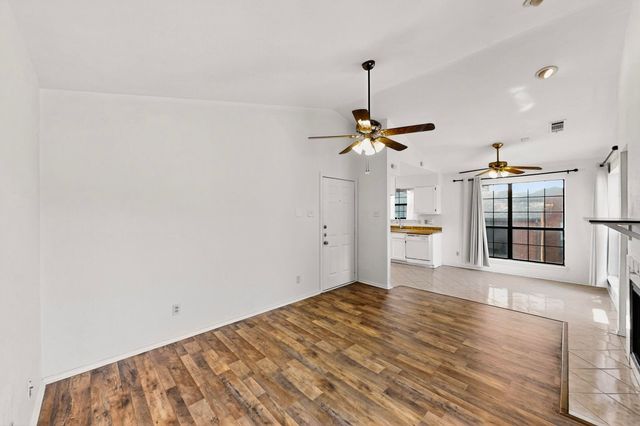 5909 Lake Hubbard Parkway 215, Garland, TX 75043