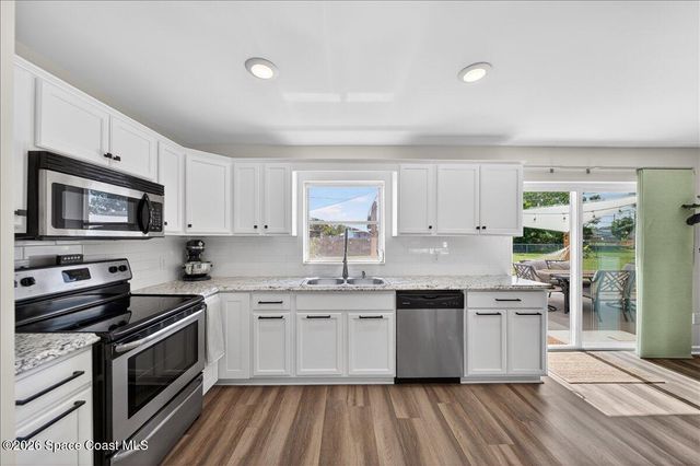 507 Bounty Avenue NE, Palm Bay, FL 32907