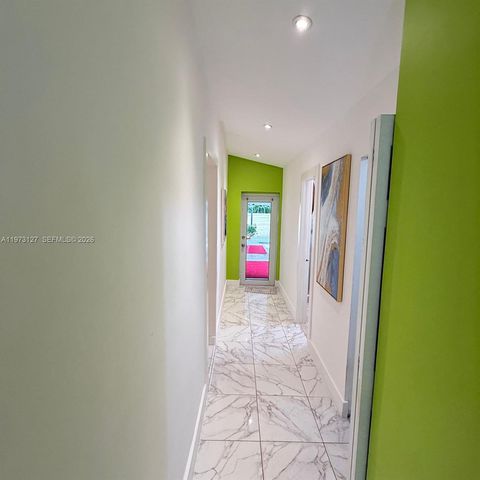 1281 NW 31st Ave, Miami, FL 33125