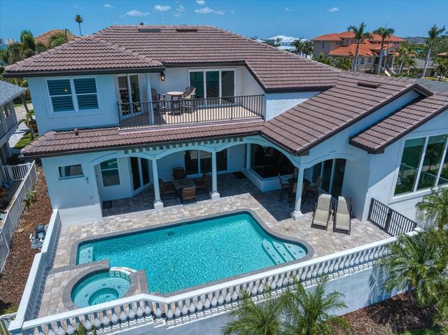 14 SUNSET BAY DRIVE, Belleair, FL 33756