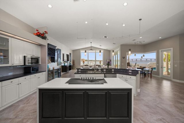 14 SUNSET BAY DRIVE, Belleair, FL 33756