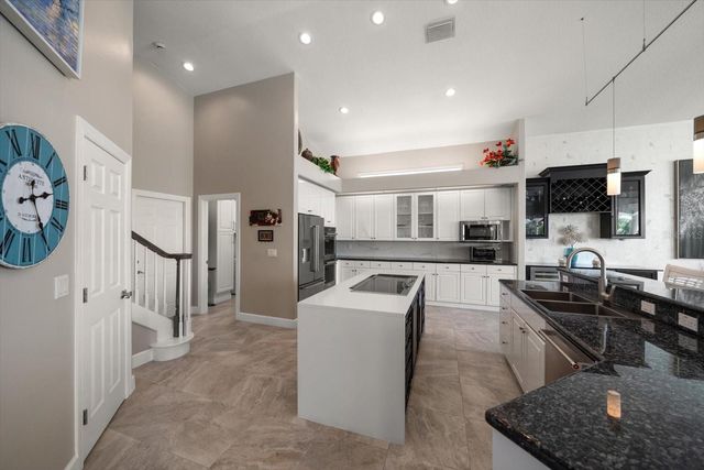 14 SUNSET BAY DRIVE, Belleair, FL 33756