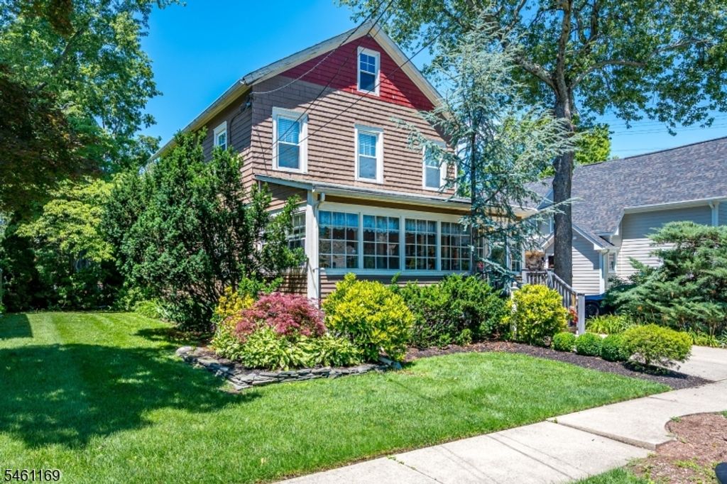 23 Rose St, Metuchen Boro, NJ 08840 — photo 2