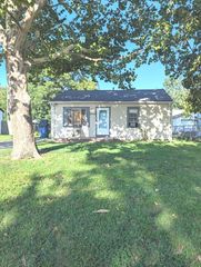 224 N Maynard Ave, Haysville, KS 67060