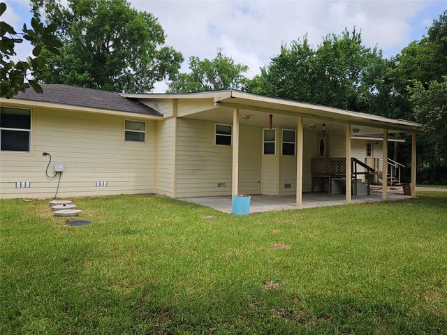 20331 County Road 510v, Brazoria, TX 77422
