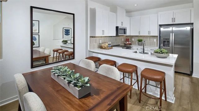1306 W W Oakcrest Paseo, Ontario, CA 91762