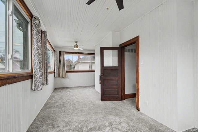 517 Forest Avenue, Mishawaka, IN 46545