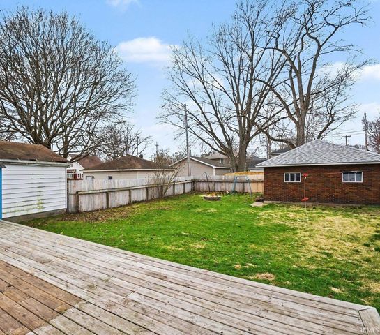 517 Forest Avenue, Mishawaka, IN 46545