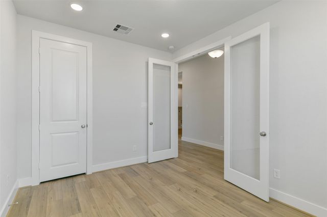 3203 Hidden Mist Drive, Texas City, TX 77568