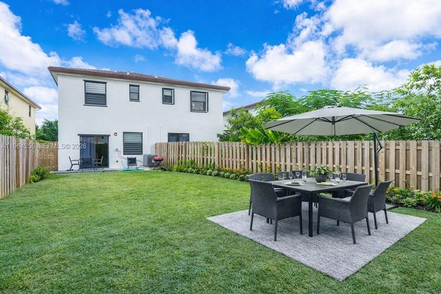 25500 SW 108th Ave, Homestead, FL 33032