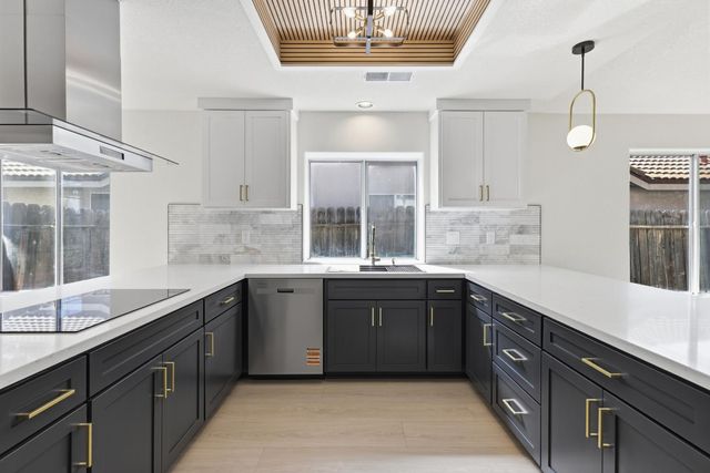 6269 N Alva Ave, Fresno, CA 93711