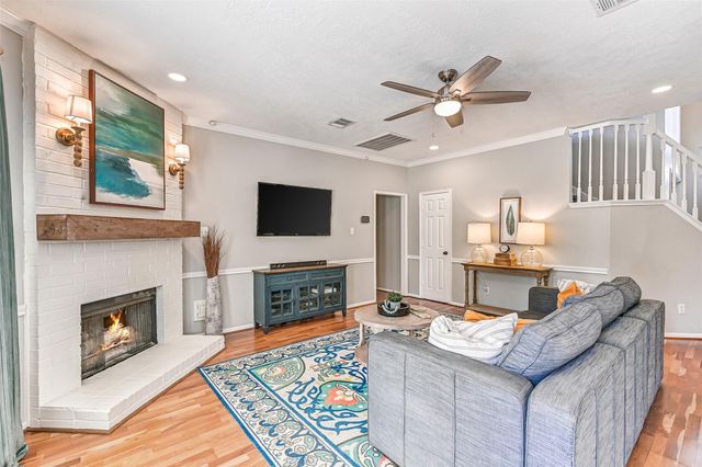 303 Melodywood Drive, Friendswood, TX 77546