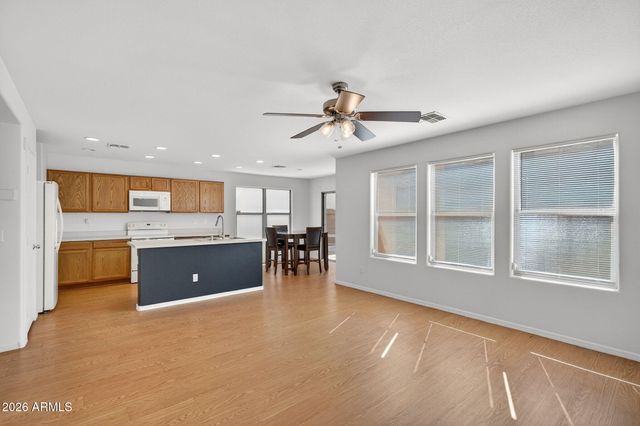 6457 W DIANA Avenue, Glendale, AZ 85302