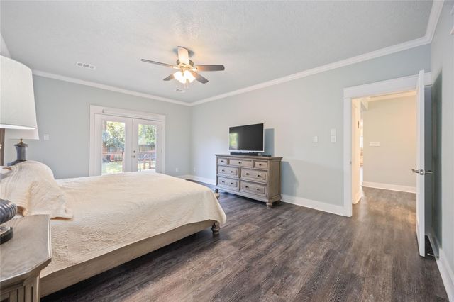 2318 Pleasant Creek Drive, Houston, TX 77345