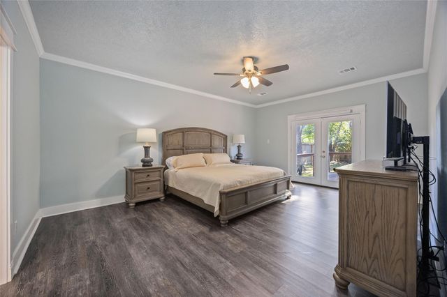 2318 Pleasant Creek Drive, Houston, TX 77345