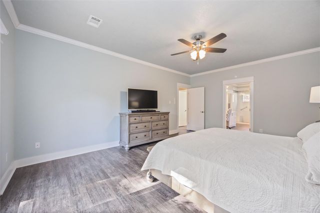 2318 Pleasant Creek Drive, Houston, TX 77345