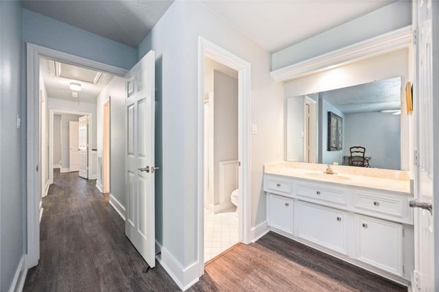 2318 Pleasant Creek Drive, Houston, TX 77345