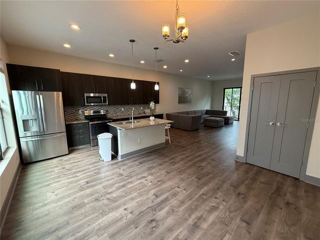 4810 W MCELROY AVENUE W 2, Tampa, FL 33611