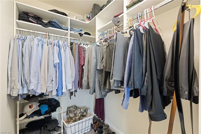 123 College Pl Unit 1204, Norfolk, VA 23510