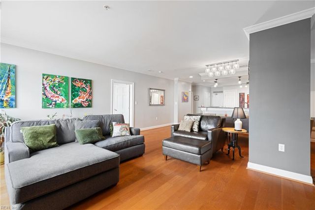 123 College Pl Unit 1204, Norfolk, VA 23510