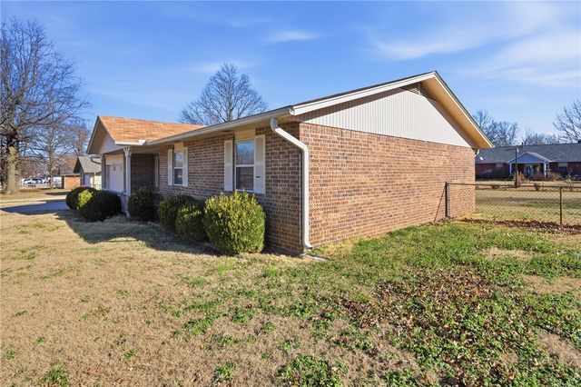 1903 Jean Street, Springdale, AR 72762