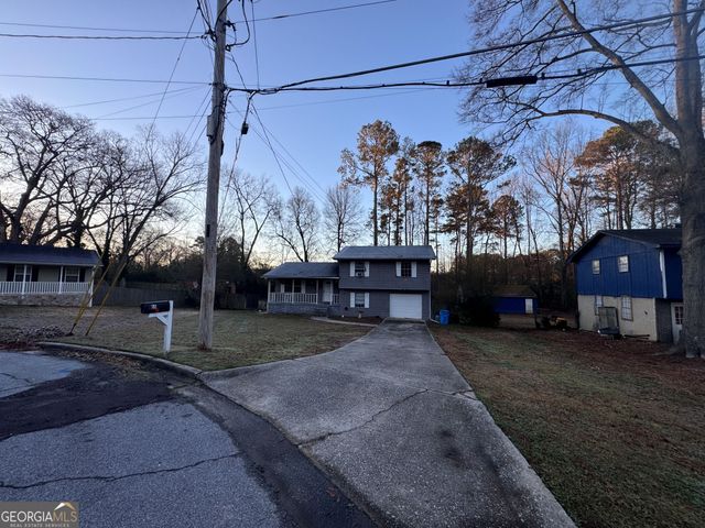 55 Porter Circle, Hampton, GA 30228