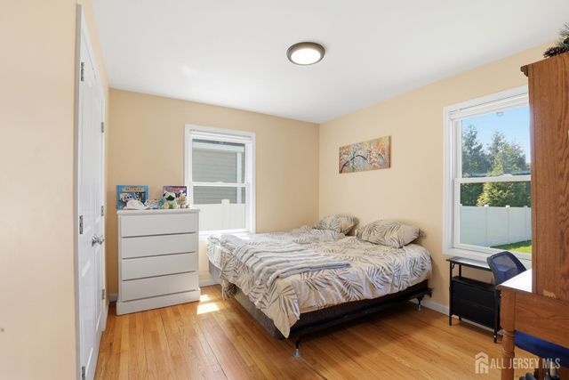 24 Campbell Avenue, Edison, NJ 08817