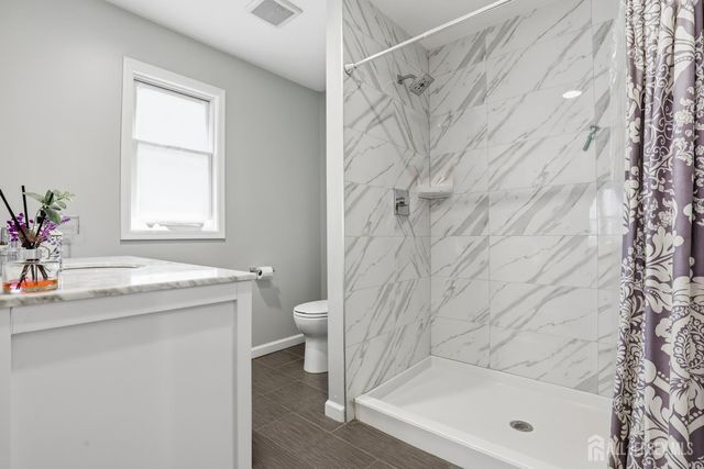 24 Campbell Avenue, Edison, NJ 08817
