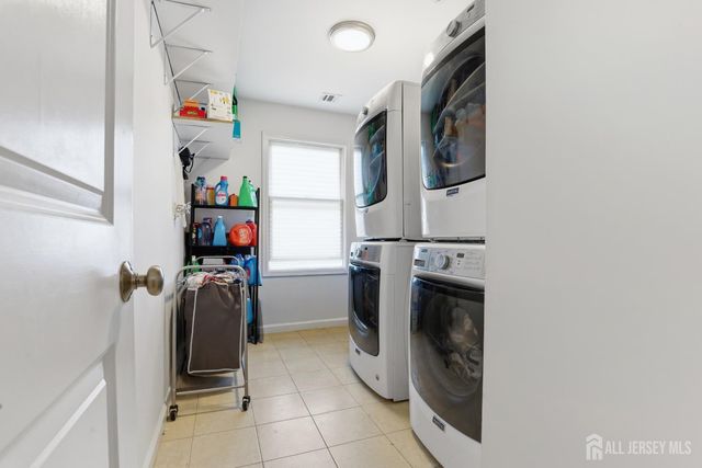 24 Campbell Avenue, Edison, NJ 08817