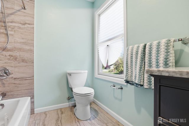 24 Campbell Avenue, Edison, NJ 08817