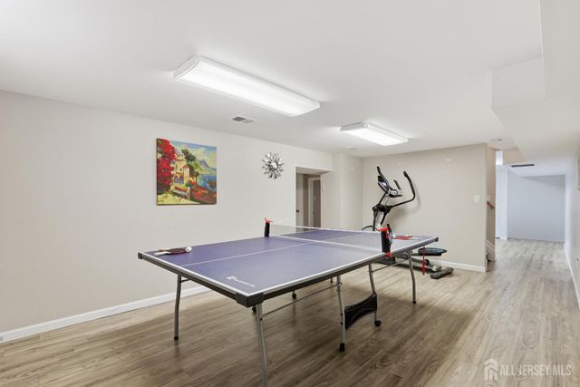 24 Campbell Avenue, Edison, NJ 08817