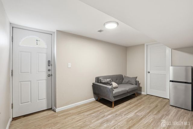 24 Campbell Avenue, Edison, NJ 08817