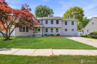 24 Campbell Avenue, Edison, NJ 08817