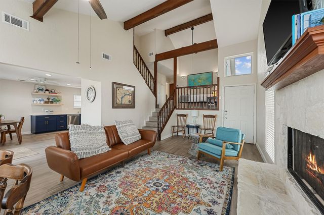 313 Schooner Drive, Freeport, TX 77541