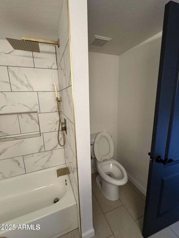 18239 N 40TH Street 115, Phoenix, AZ 85032