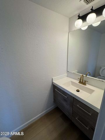 18239 N 40TH Street 115, Phoenix, AZ 85032