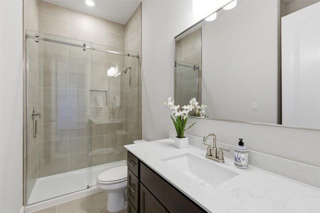 145 Twin Creekview LN, Georgetown, TX 78626