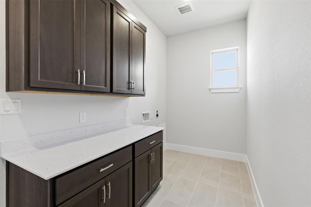 145 Twin Creekview LN, Georgetown, TX 78626