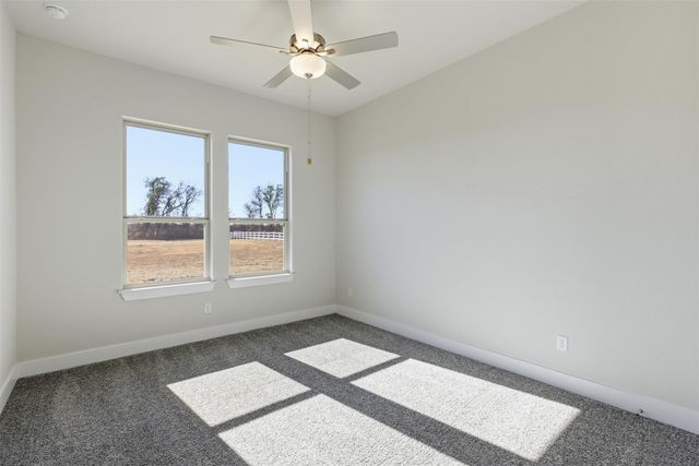 145 Twin Creekview LN, Georgetown, TX 78626