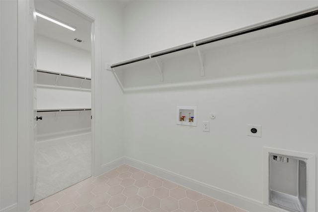 2091 Pine Grove Lane, Arlington, TX 76005
